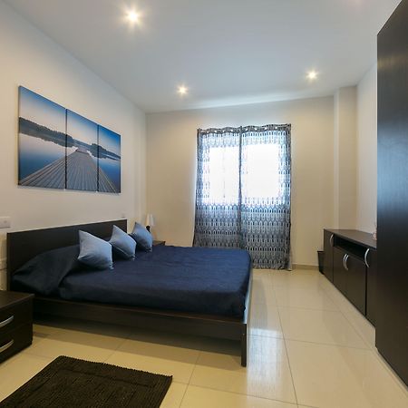 Instyle Aparthotel San Ġiljan Exterior foto